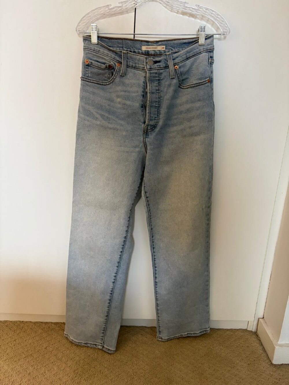 Levi's Ribcage Straight Leg Jeans, Light Wash, Size 28